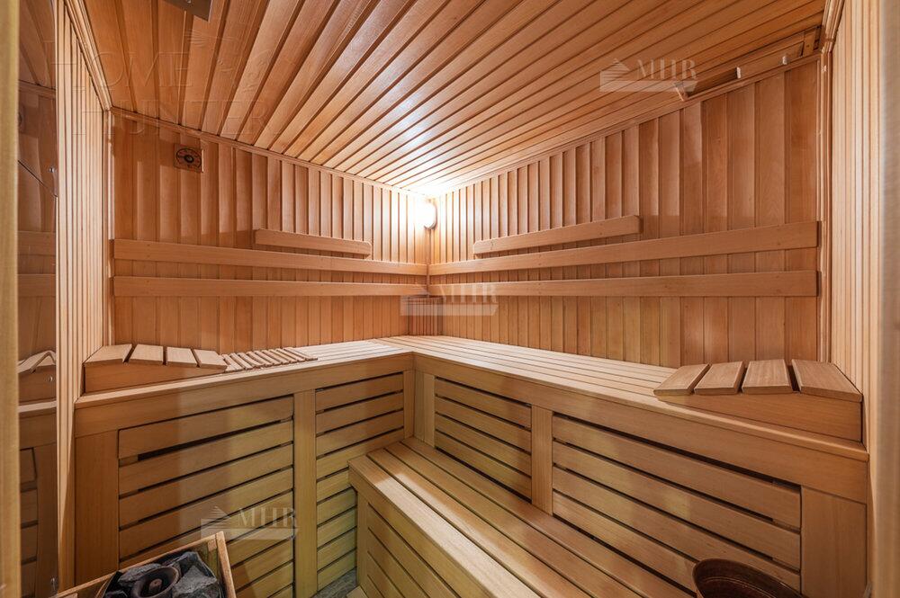 2-этажный коттедж 740 м² с отделкой