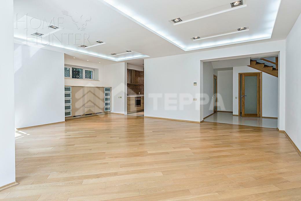 2-этажный таунхаус 204.7 м² с отделкой