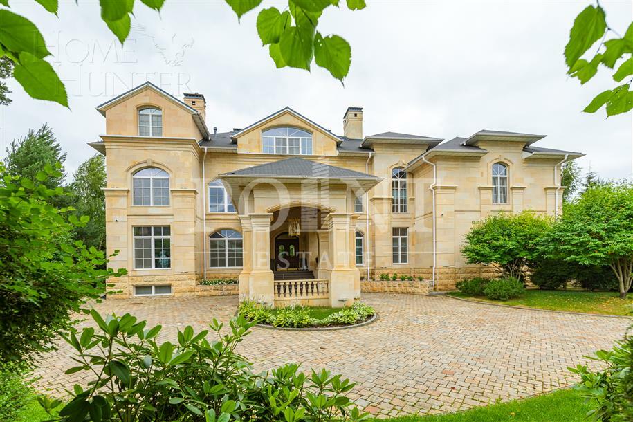 2-этажный коттедж 1 800 м² с отделкой