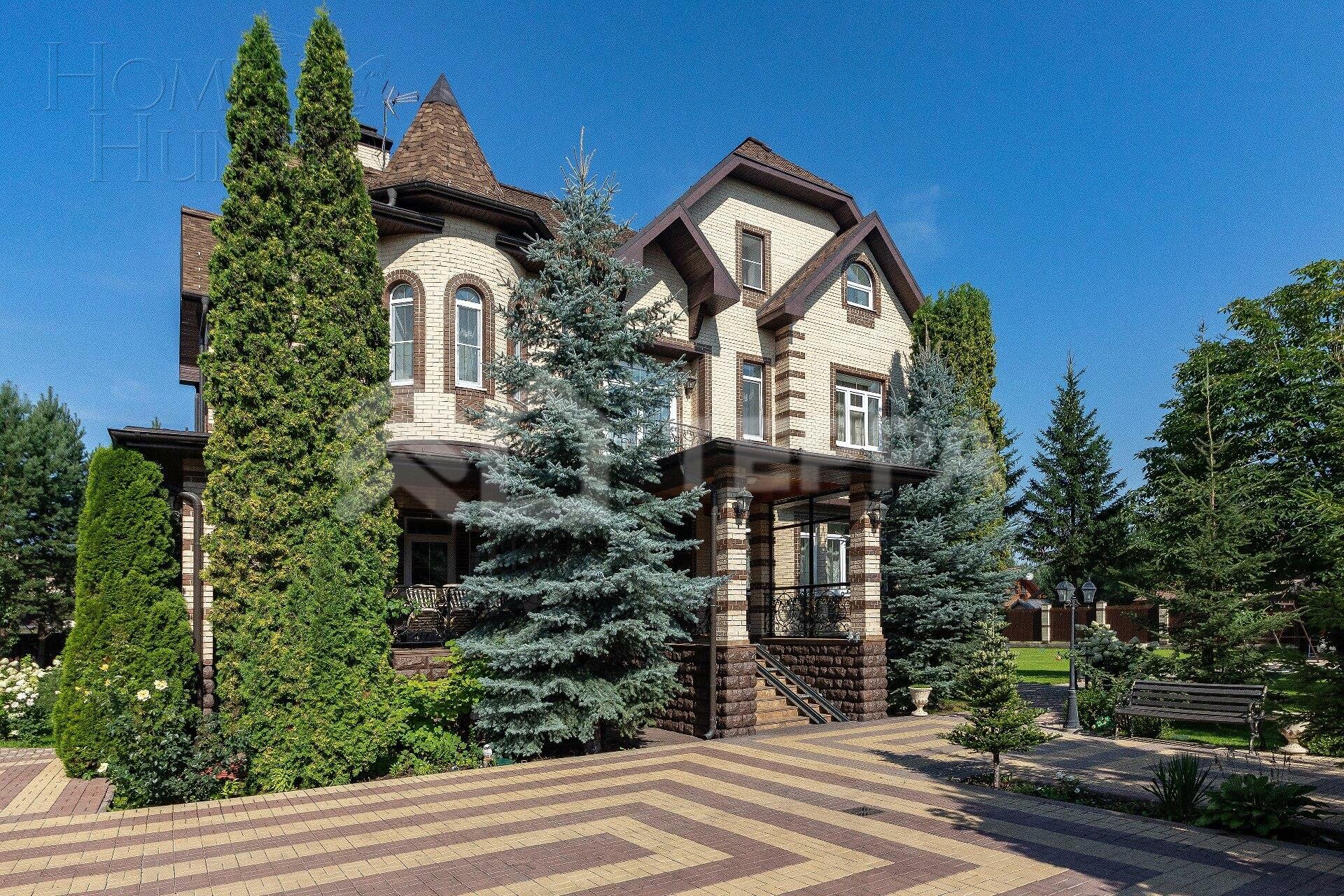 2-этажный коттедж 915 м² с отделкой