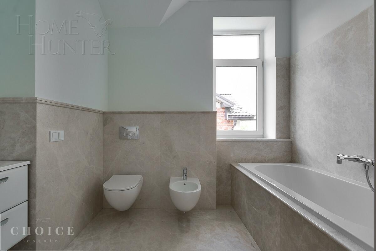 2-этажный коттедж 400 м² с отделкой