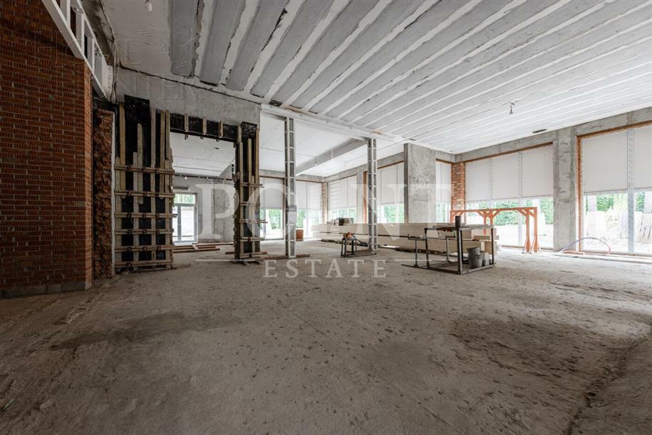 2-этажный коттедж 3 748 м² без отделки