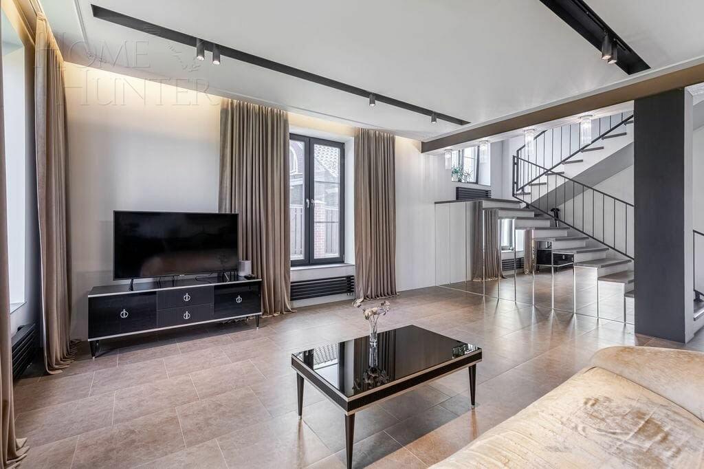 2-этажный коттедж 280 м² с отделкой