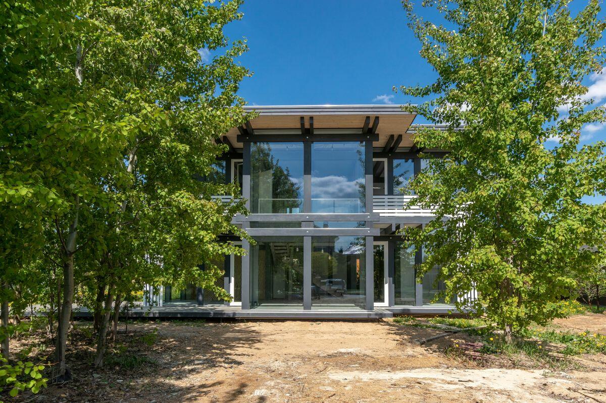 2-этажный коттедж 381 м² с отделкой