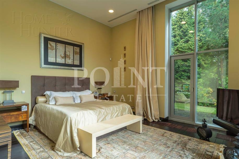 1-этажный коттедж 650 м² с отделкой