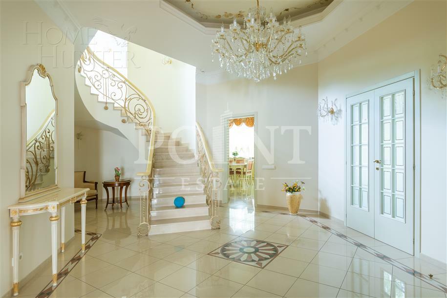 2-этажный коттедж 1 200 м² с отделкой