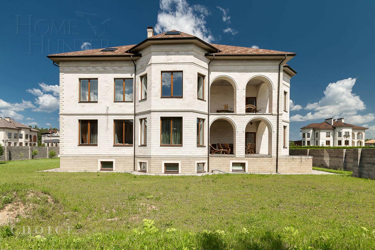 2-этажный коттедж 750 м² с отделкой