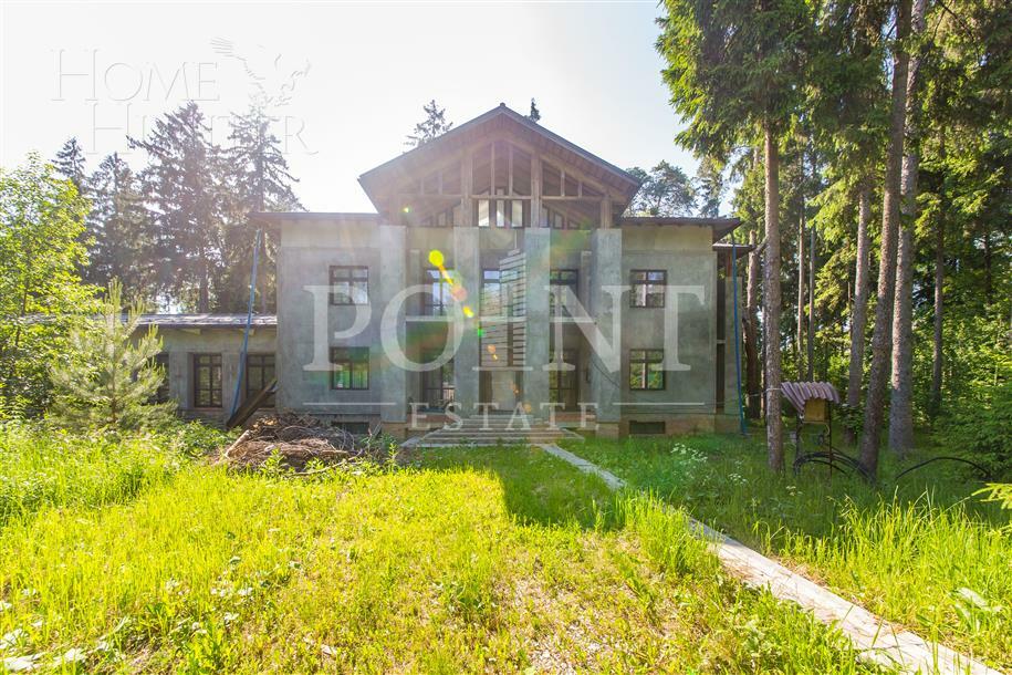 2-этажный коттедж 1 350 м² без отделки