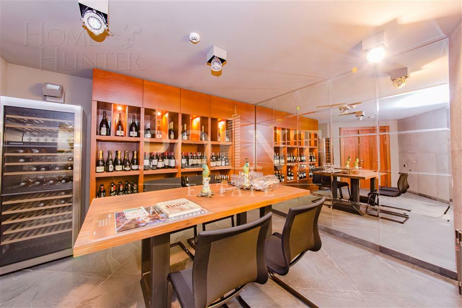 2-этажный коттедж 1 750 м² с отделкой