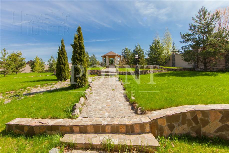 3-этажный коттедж 500 м² с отделкой