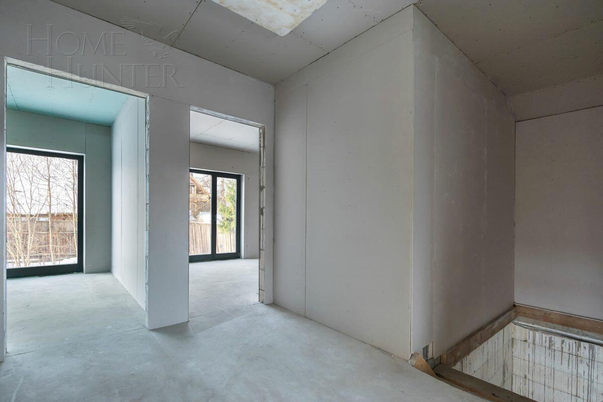 2-этажный коттедж 350 м² без отделки