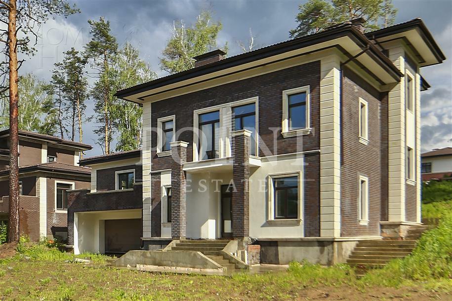 2-этажный коттедж 443.5 м² без отделки