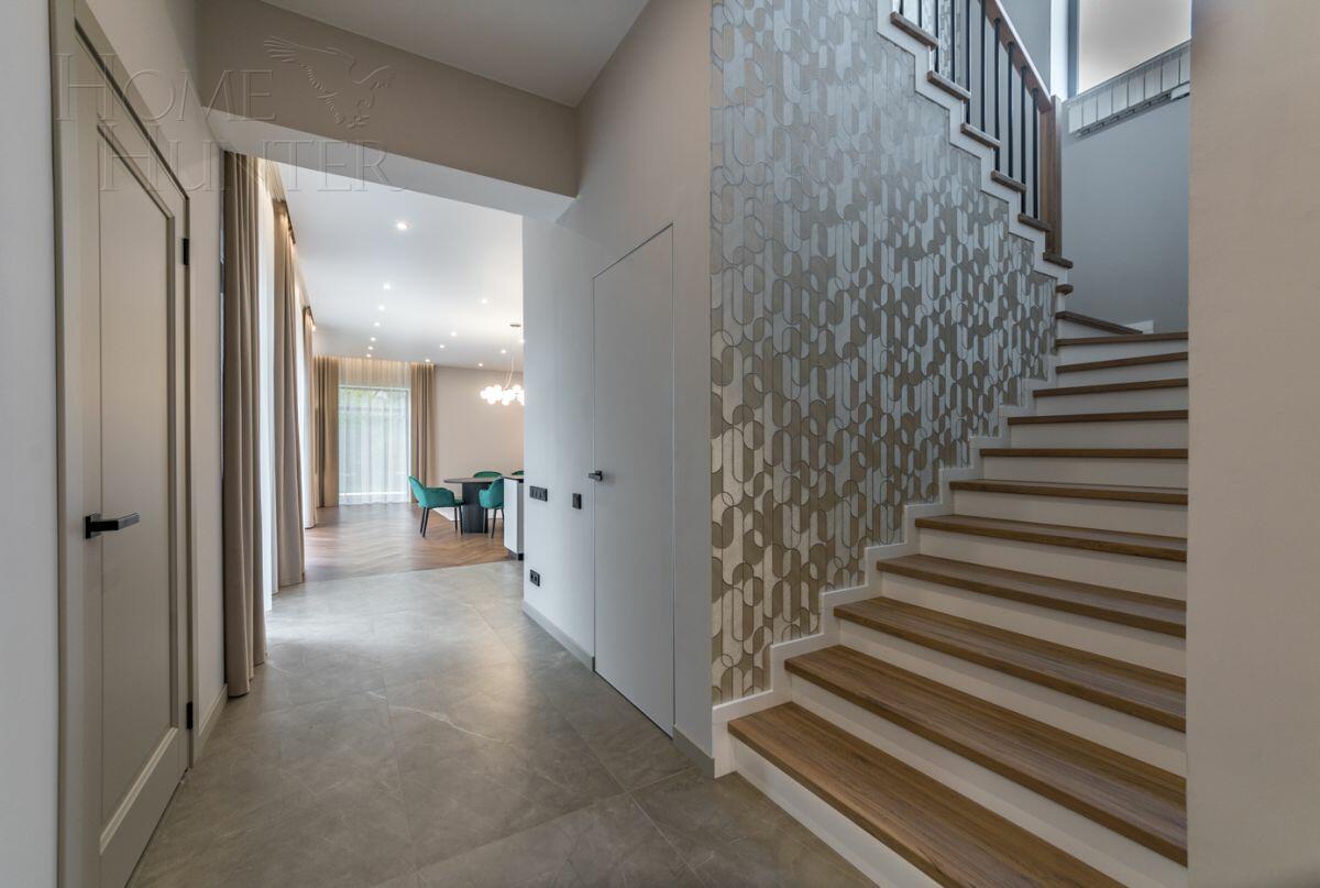 2-этажный коттедж 210 м² с отделкой