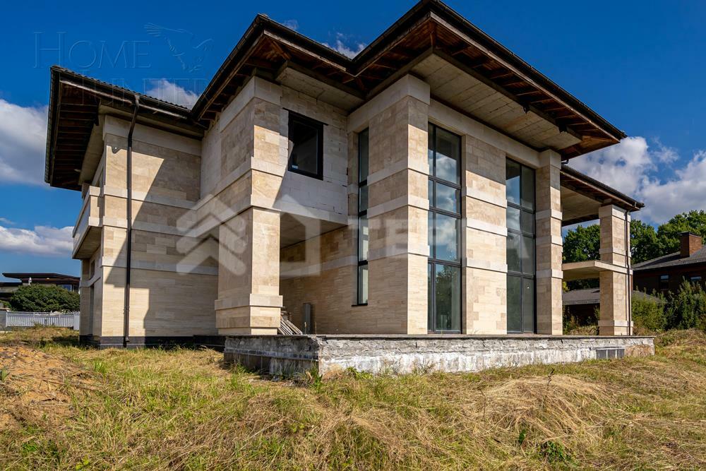 2-этажный коттедж 900 м² без отделки