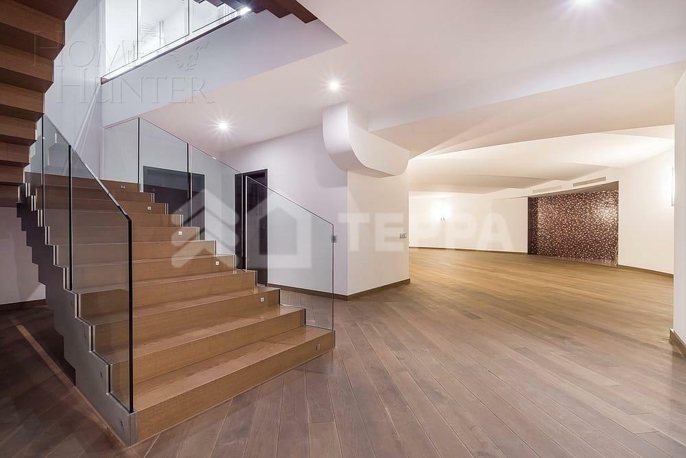 2-этажный коттедж 900 м² с отделкой