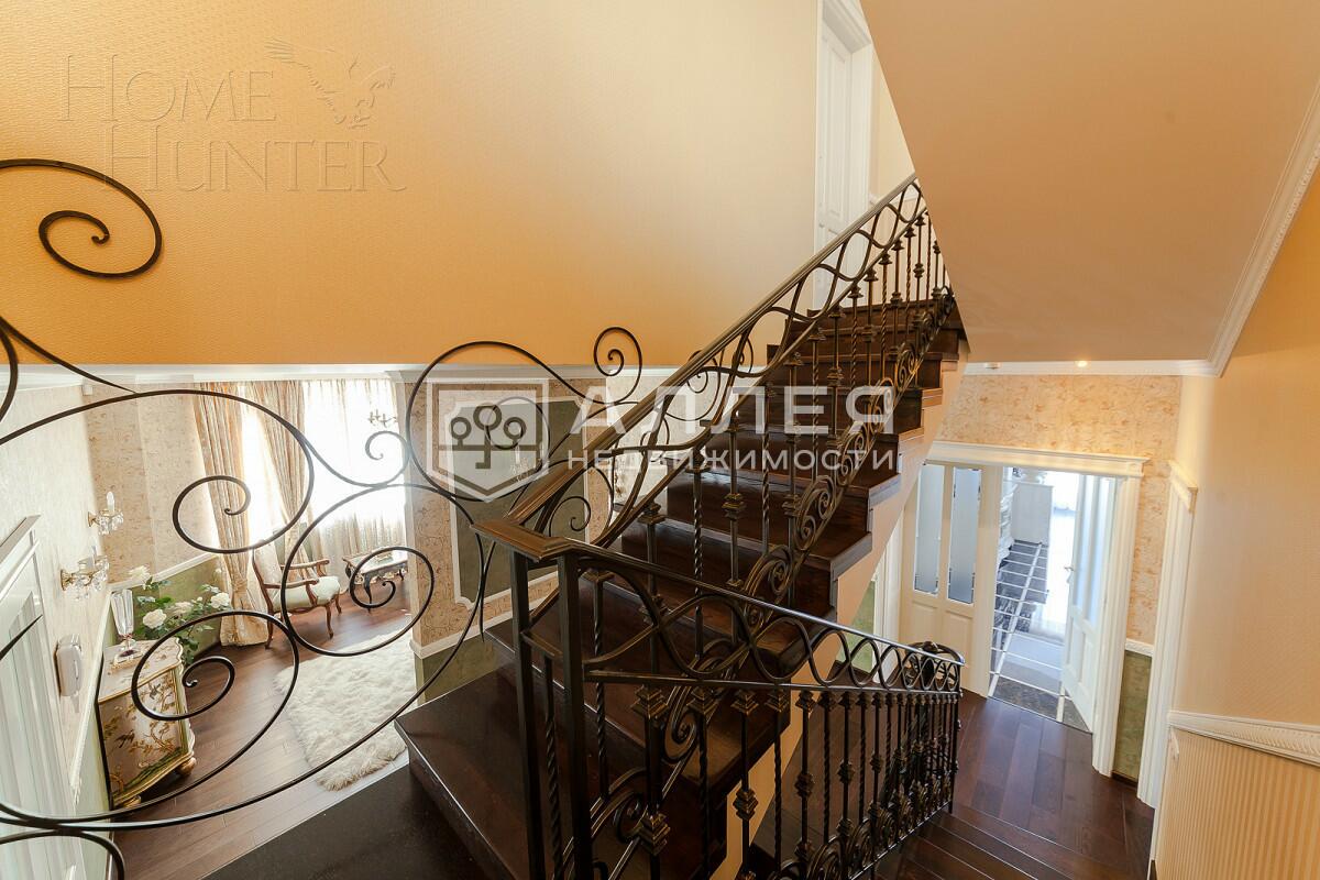 2-этажный коттедж 500 м² с отделкой