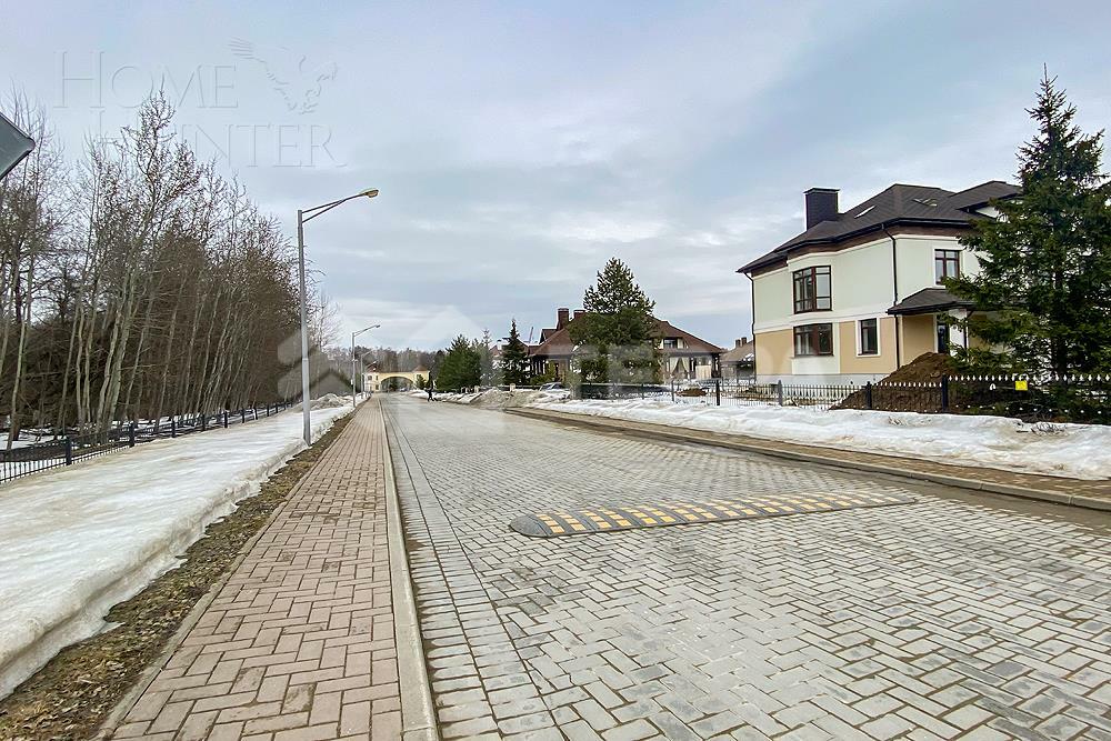 2-этажный коттедж 665 м² без отделки