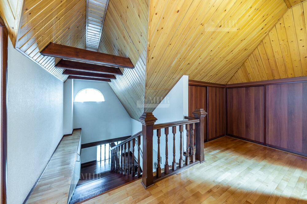 2-этажный коттедж 740 м² с отделкой