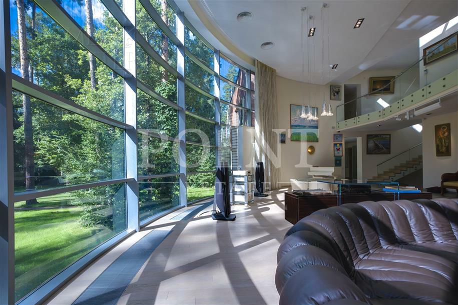 2-этажный коттедж 1 500 м² с отделкой