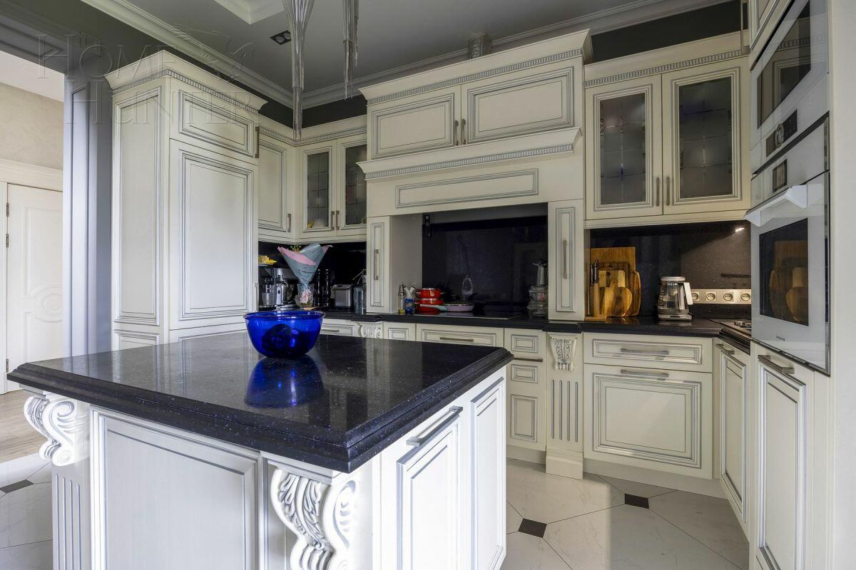 2-этажный коттедж 270 м² с отделкой