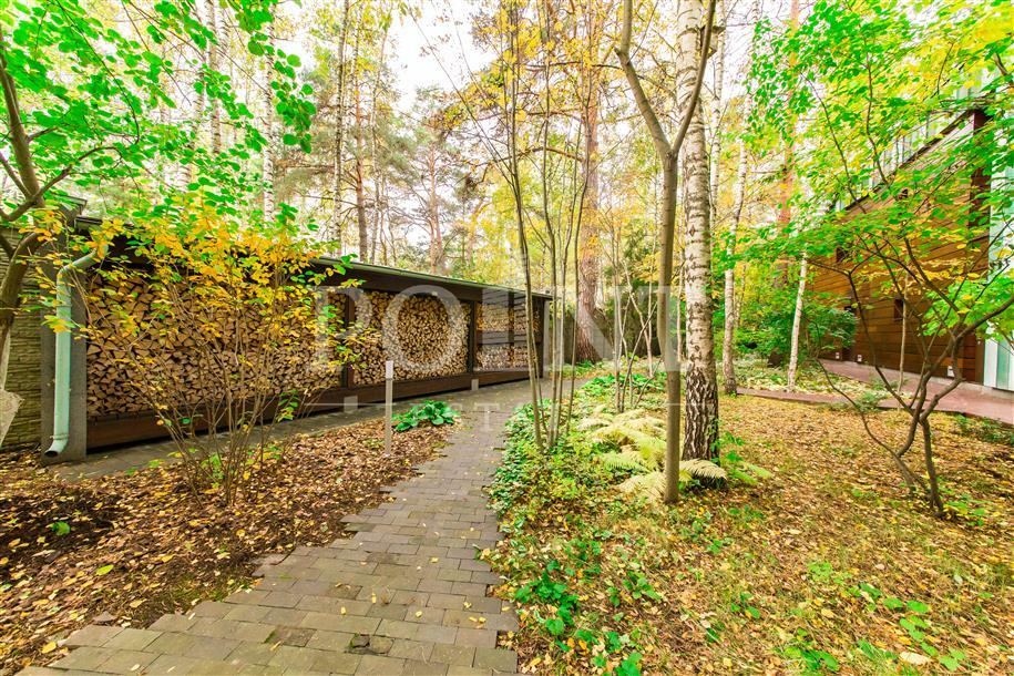 2-этажный коттедж 1 750 м² с отделкой