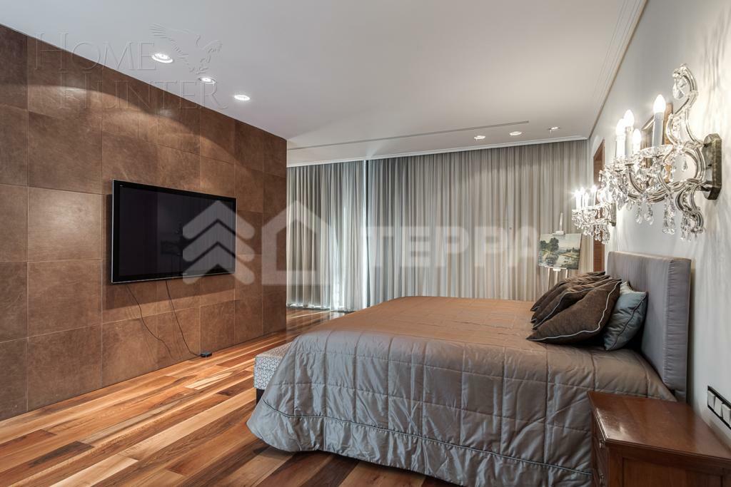 2-этажный коттедж 1 360 м² с отделкой