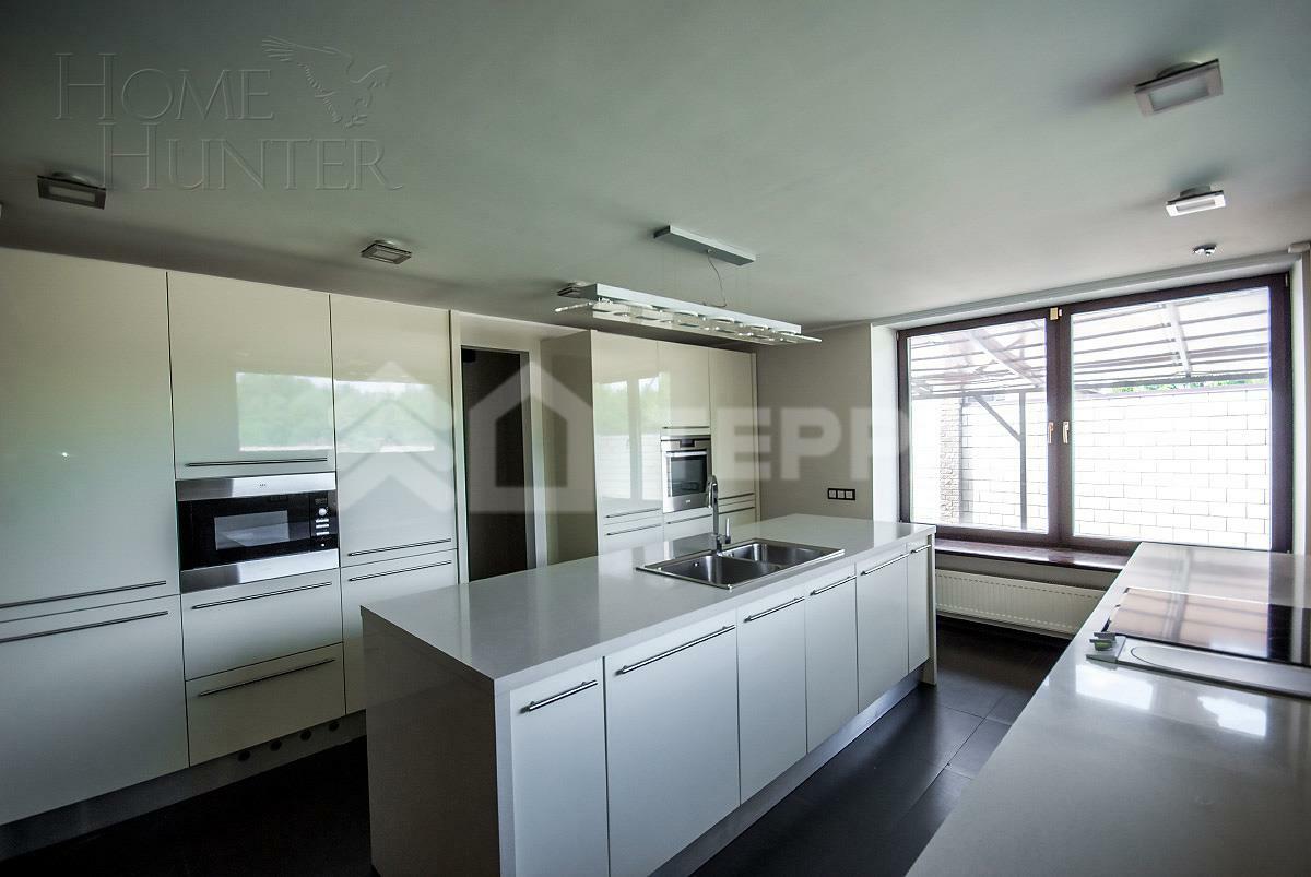 2-этажный коттедж 657 м² с отделкой