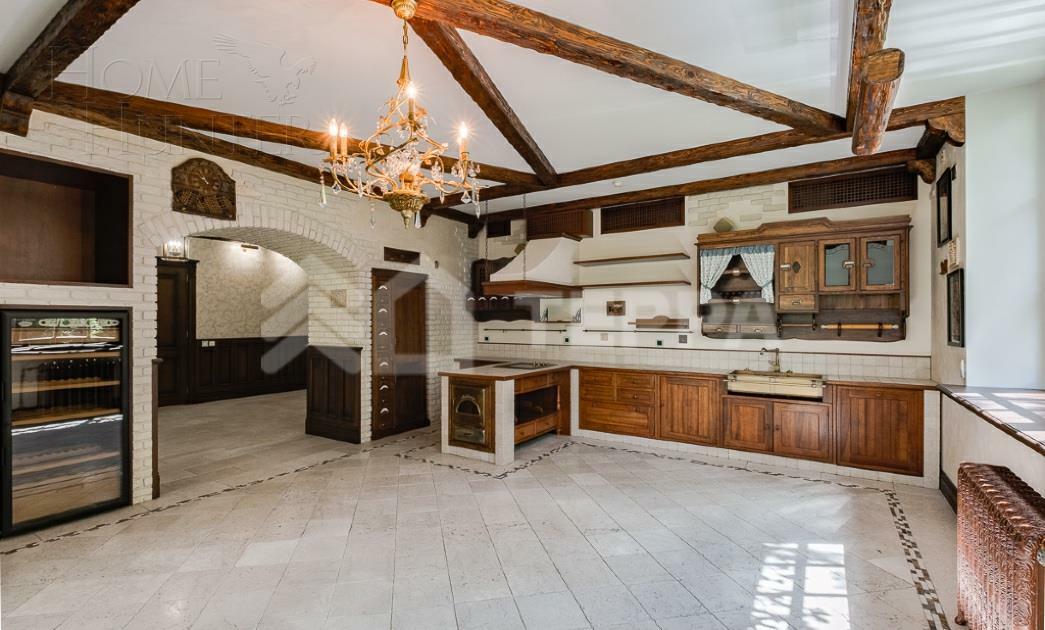 2-этажный коттедж 870 м² с отделкой