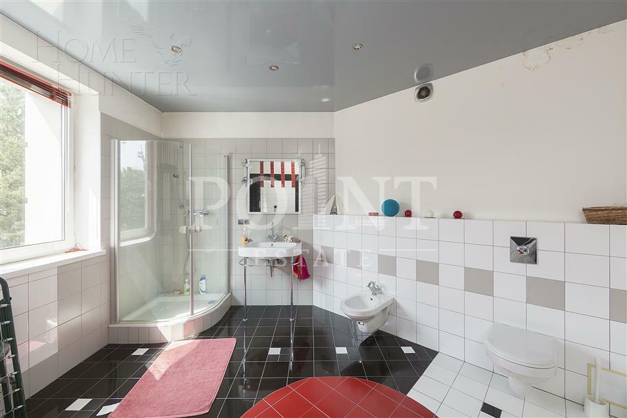 2-этажный коттедж 380 м² с отделкой