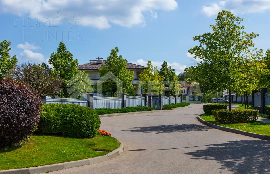 2-этажный коттедж 793.82 м² без отделки