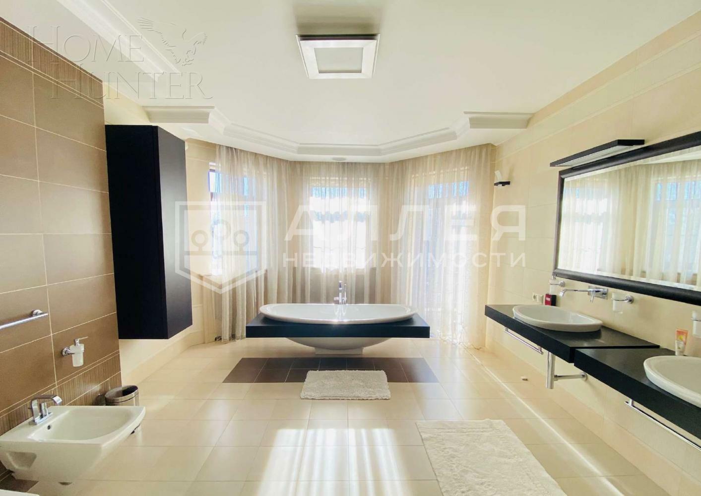 3-этажный коттедж 370 м² с отделкой