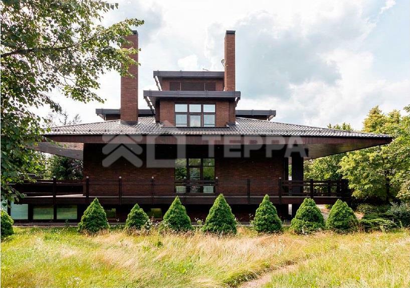 2-этажный коттедж 947 м² с отделкой