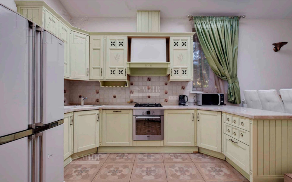 2-этажный коттедж 360 м² с отделкой