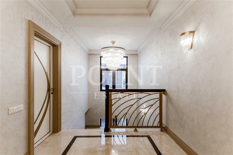 2-этажный коттедж 400 м² с отделкой