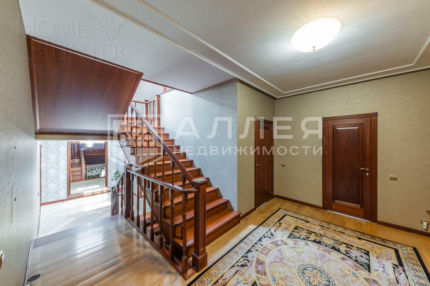 3-этажный коттедж 541 м² с отделкой