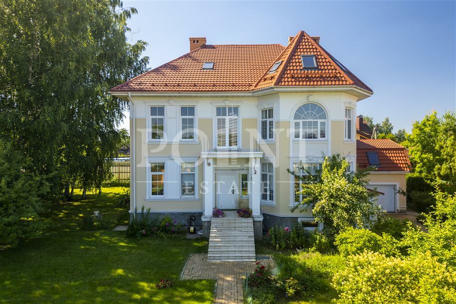 2-этажный коттедж 520 м² с отделкой