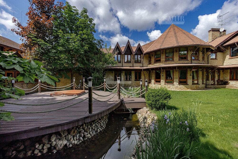 2-этажный коттедж 960 м² с отделкой