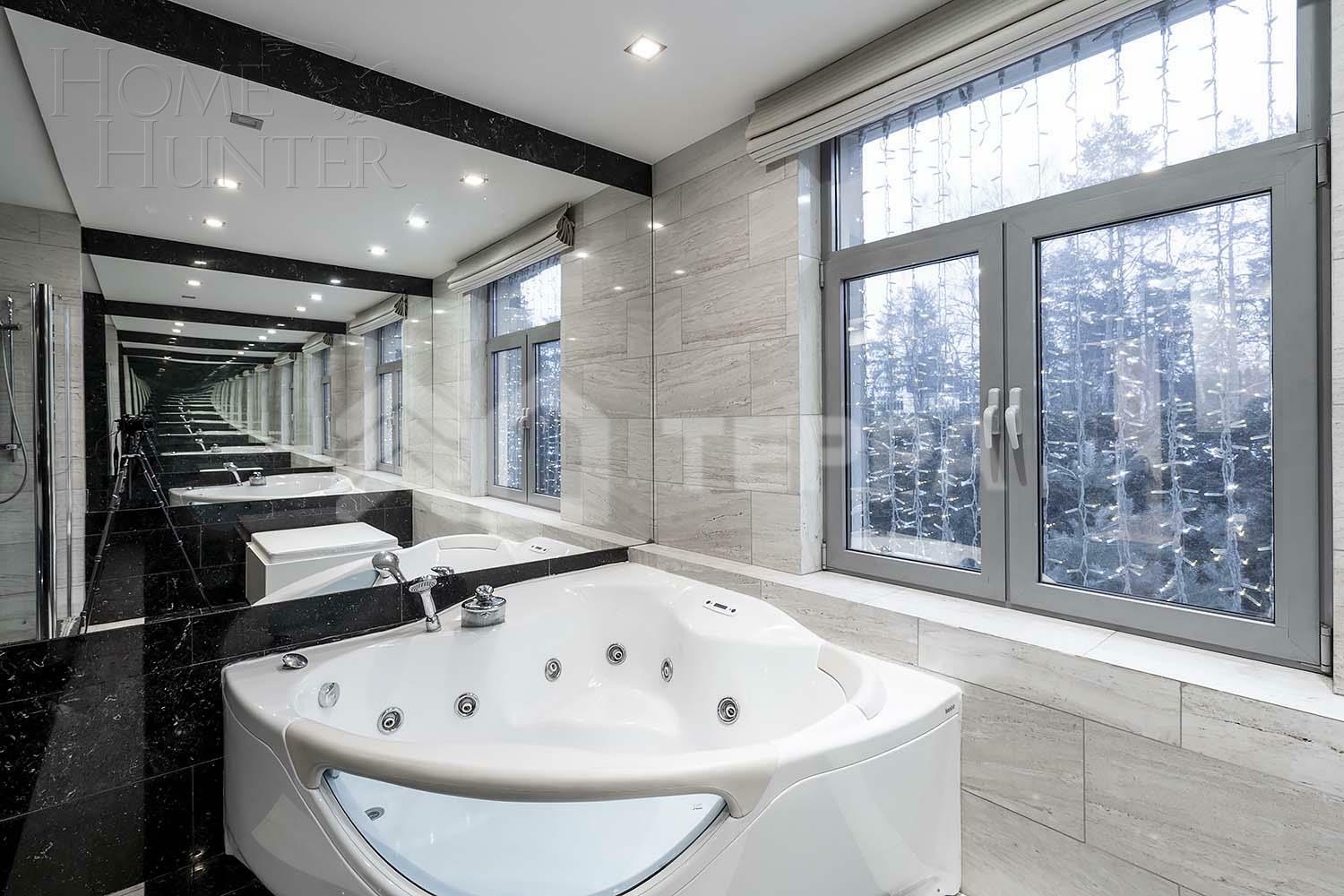 3-этажный таунхаус 350 м² с отделкой