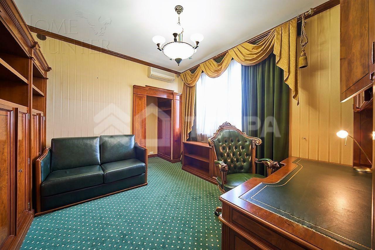 2-УРОВНЕВЫЙ ПЕНТХАУС С ОТДЕЛКОЙ 200 М² НА 25 ЭТАЖЕ