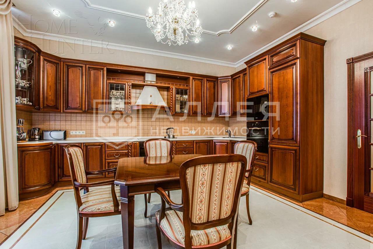 2-этажный коттедж 950 м² с отделкой