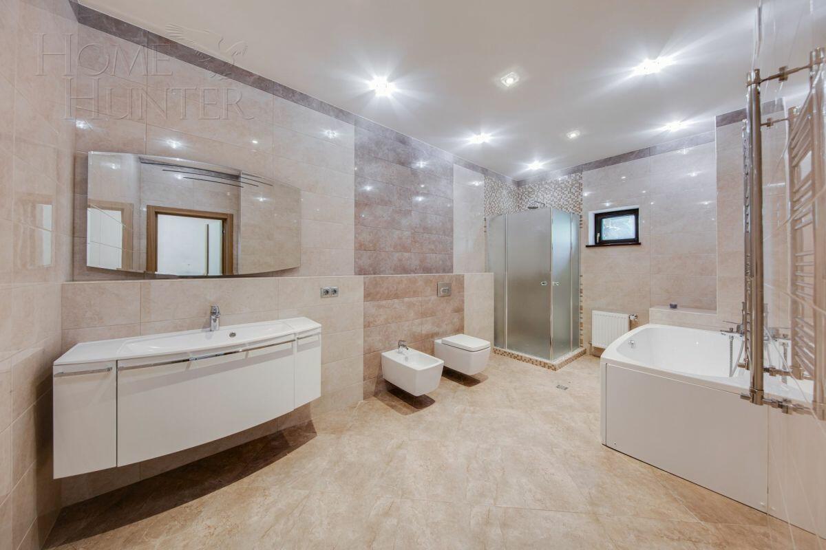 2-этажный коттедж 607 м² с отделкой