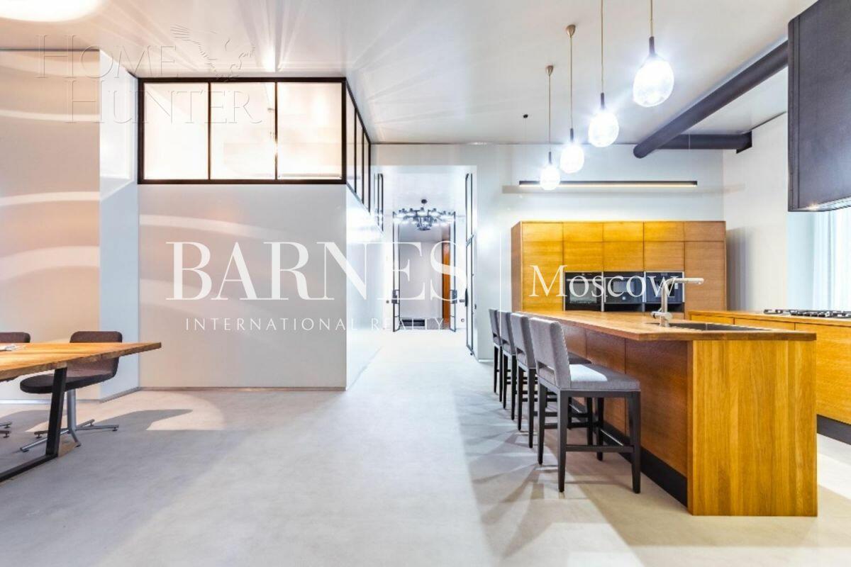 2-этажный коттедж 680 м² с отделкой