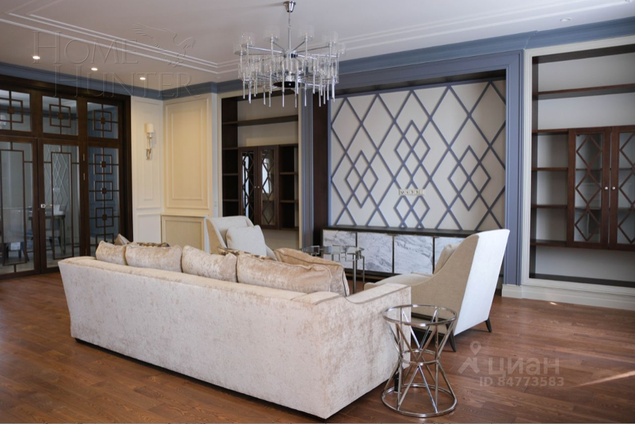 3-этажный таунхаус 327 м² с отделкой