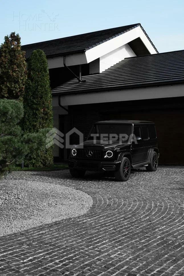 3-этажный коттедж 1 770 м² без отделки