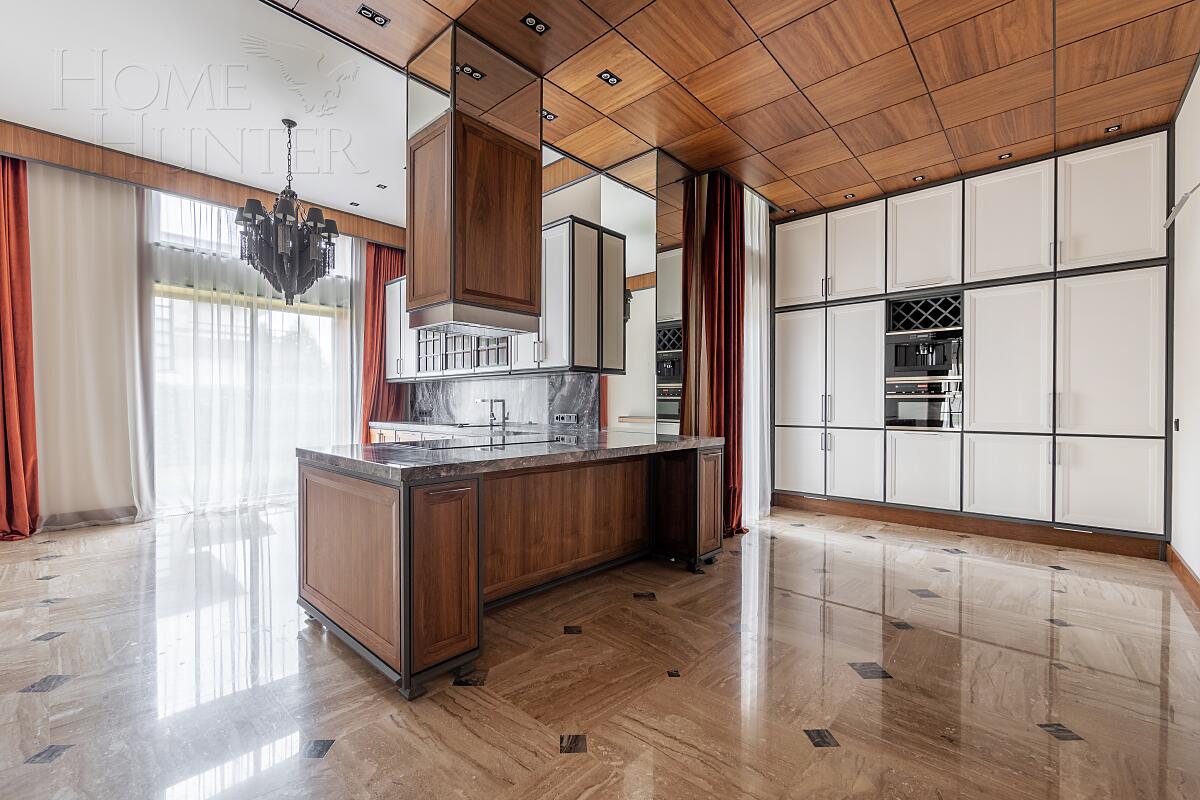 2-этажный коттедж 989.7 м² с отделкой