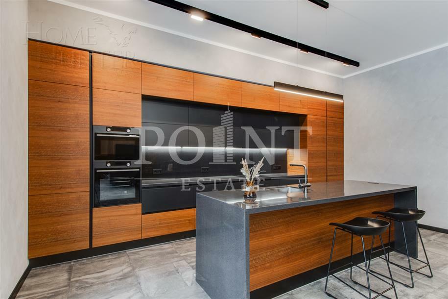 2-этажный коттедж 540 м² с отделкой