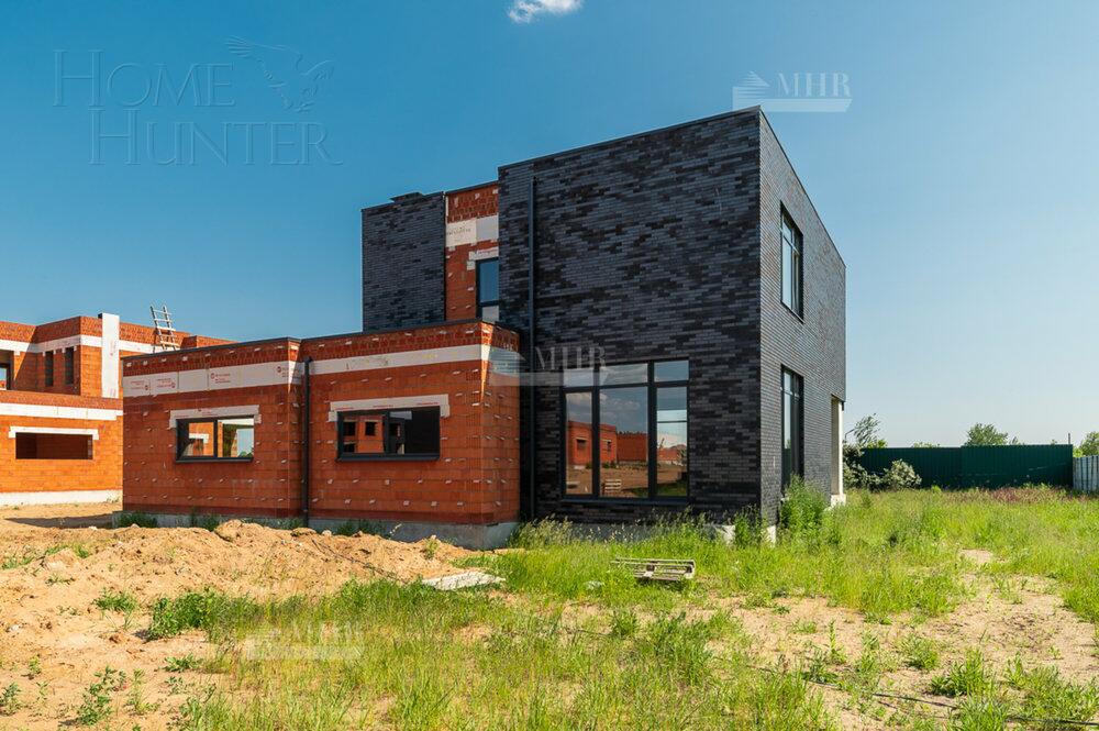 2-этажный коттедж 297.62 м² без отделки