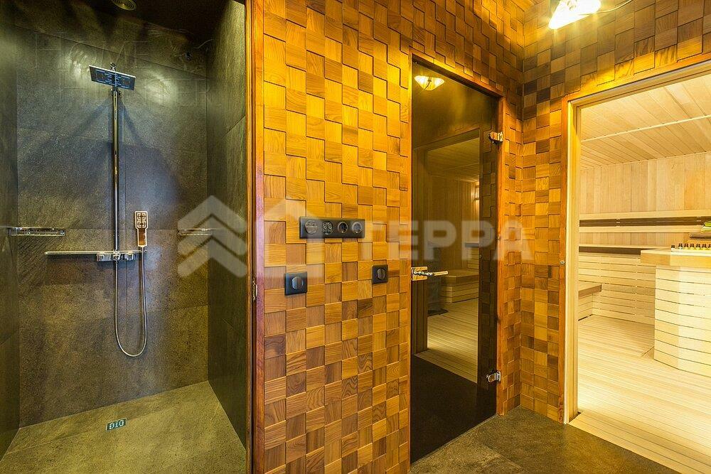 3-этажный коттедж 550 м² с отделкой