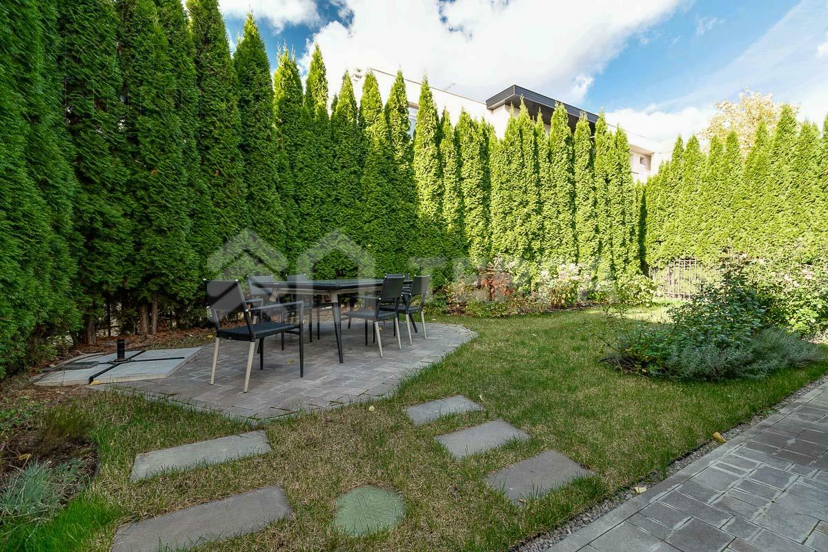 3-этажный таунхаус 365 м² с отделкой