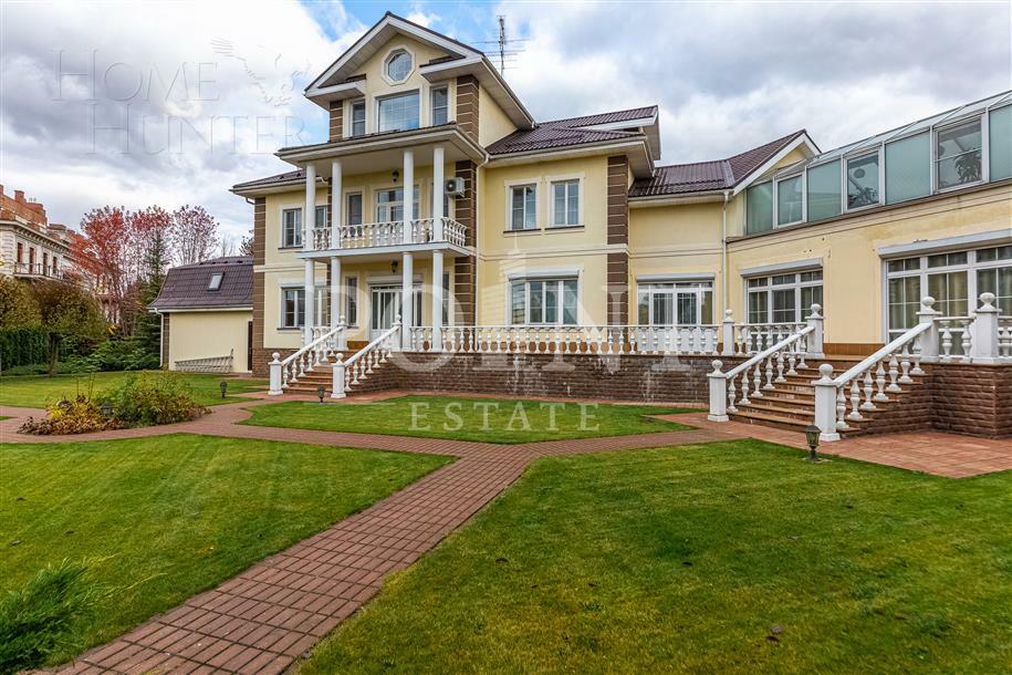 2-этажный коттедж 900 м² с отделкой